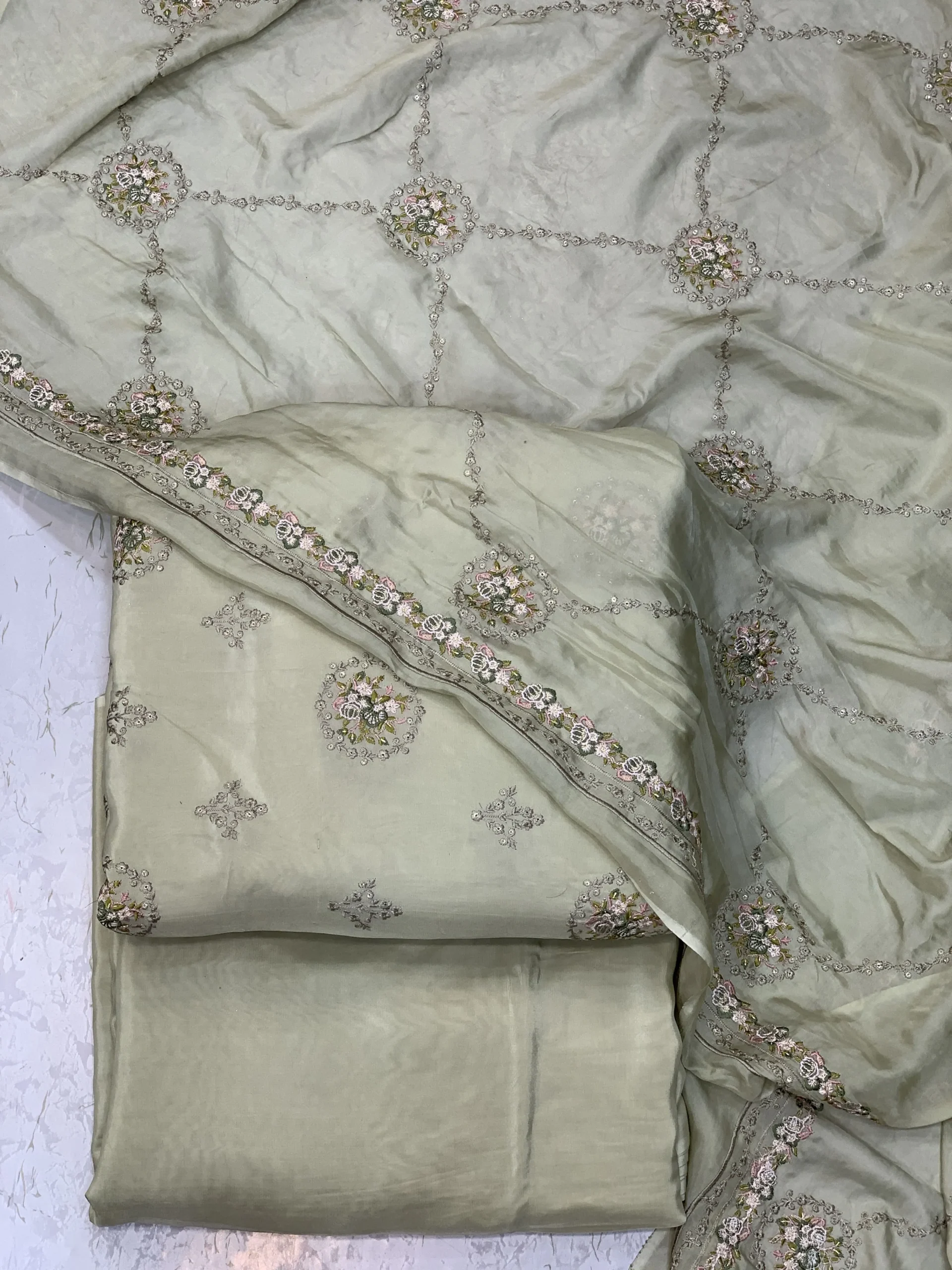 Ash Gray Pure Pk Grip Silk